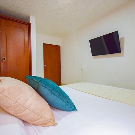 Hotel Toledo Plaza Армения Екстериор снимка